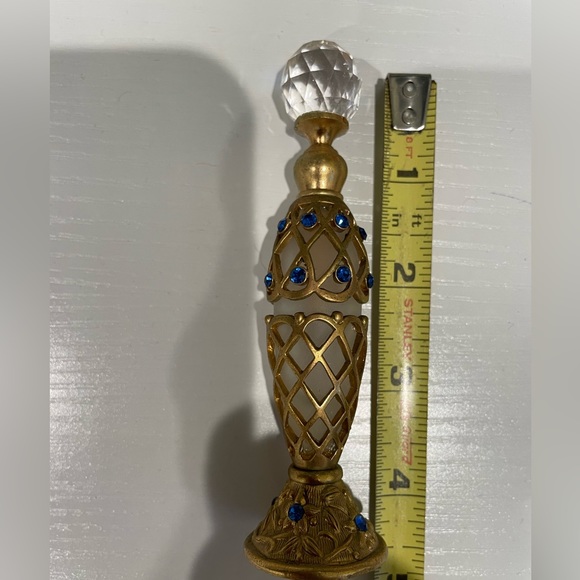 Perfume Bottle Gold Blue stone And Crystal Look Top Very Pretty Never Used - Picture 5 of 7